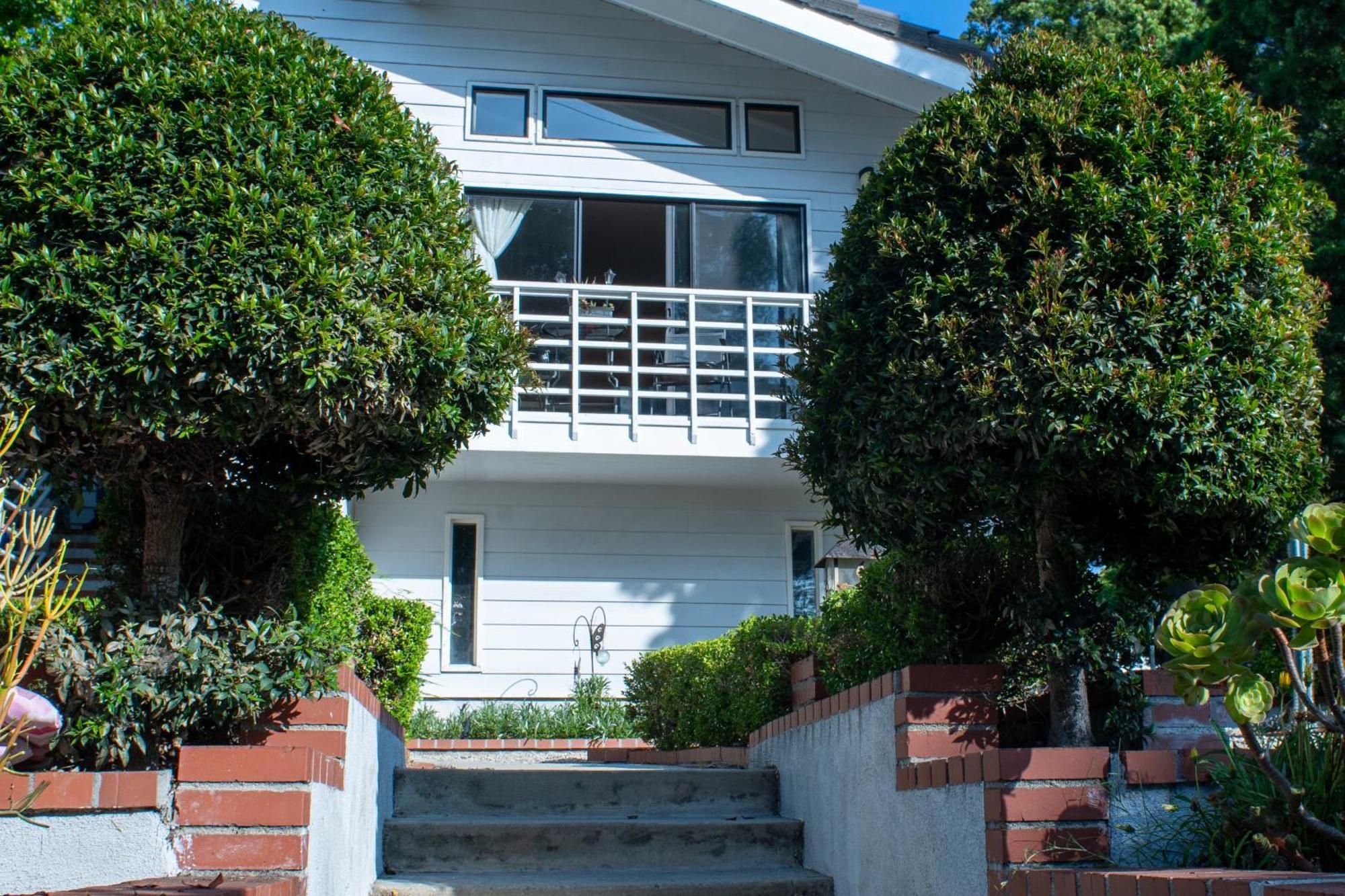 Large Luxury With View In Santa Monica